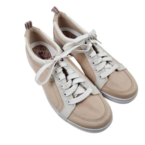 Keds Shoes - Keds tan tennis shoes.